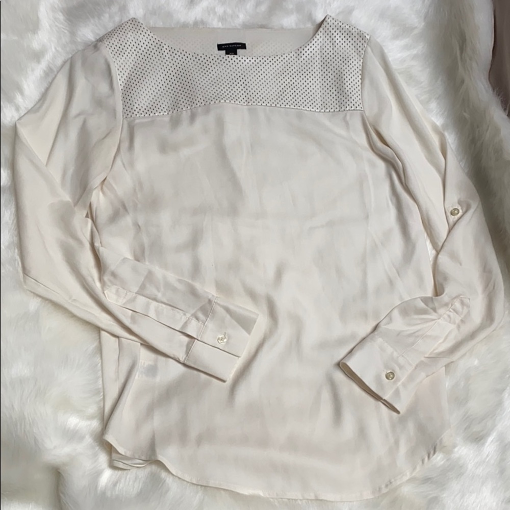 🎁Ann Taylor faux leather blouse